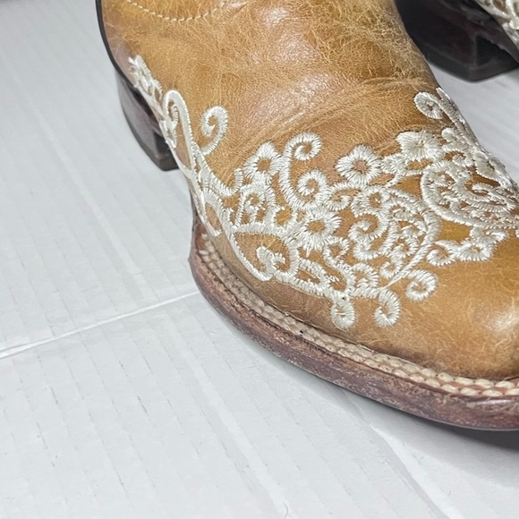 Floral Embroidered Square Toe Western Boot - Picture 11 of 15